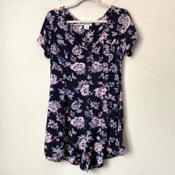 Billabong Boho Festival Frenzy Floral Print Button Front Romper Beachy - Picture 2 of 10